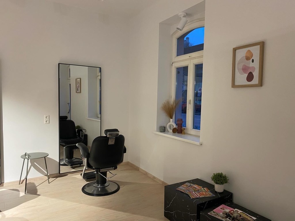 Friseur Oska, Salon Oska
